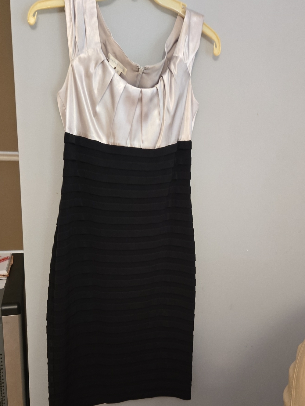 London Times Two-Tone Ivory Satin Bodice and Black Textured Midi Dress